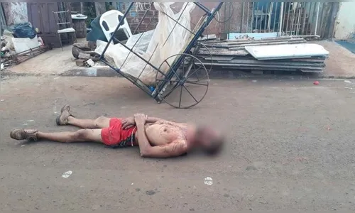 Homem suspeito de incendiar casa é espancado com pá