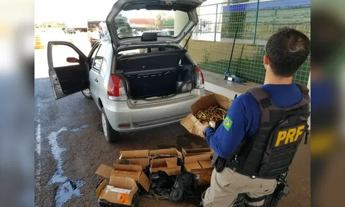 PRF faz apreensão de mais de 11 mil munições para fuzis e pistolas no Paraná