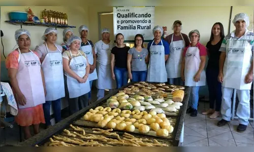 Cras realiza curso de panificação em Novo Itacolomi