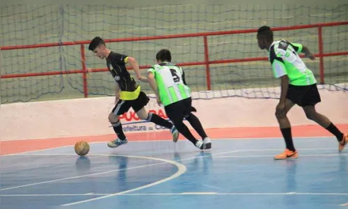 Quatro times lideram o Campeonato da Primeira Divisão de Futsal