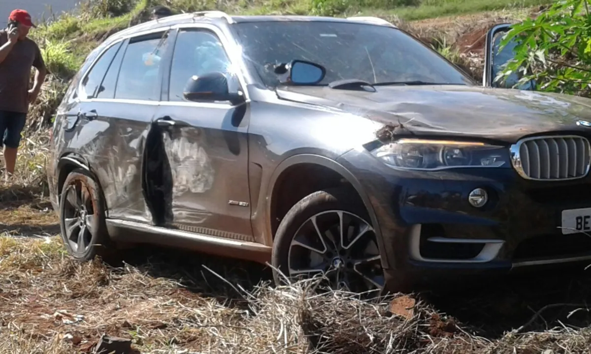 BMW da família Gil: acidente em avenida de Ivaiporã que leva o nome do patriarca - Foto: Reprodução/Blog do Berimbau