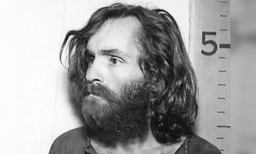Assassino Charles Manson morre aos 83 anos nos Estados Unidos