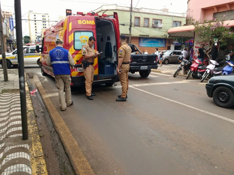 Mulher foi atropelada por um carro por volta das 15h30. Foto: Whatsapp
