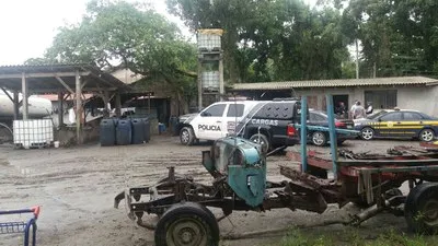 PRF e Polícia Civil estouram posto clandestino em Paranaguá