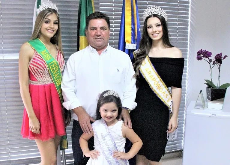 Prefeito Sérgio Onofre recebeu a visita de vencedoras de Concursos de Beleza - Foto: Divulgação