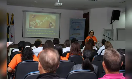 Adolescentes atendidos pelo CREAS participam de 