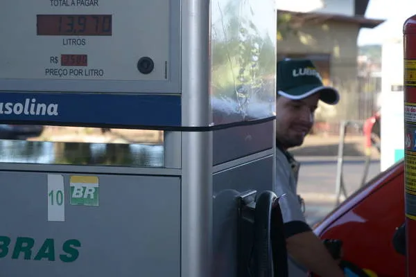 Petrobras anuncia novo reajuste para combustíveis - Foto: Tribuna do Norte