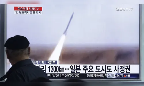 Coreia do Norte faz lançamento de míssil balístico não identificado