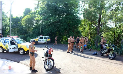 Youtubers causam medo em Rolândia ao gravar vídeo com arma falsa