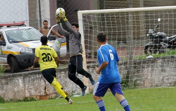 Campeonato da Segundona do futebol de Apucarana entra na reta decisiva - Foto: www.oesporte.com.br