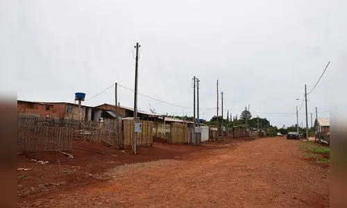 Bairro ganha energia elétrica após 4 anos