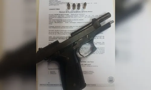 Surdo anuncia roubo por meio de bilhete e acaba preso no Paraná; veja o vídeo