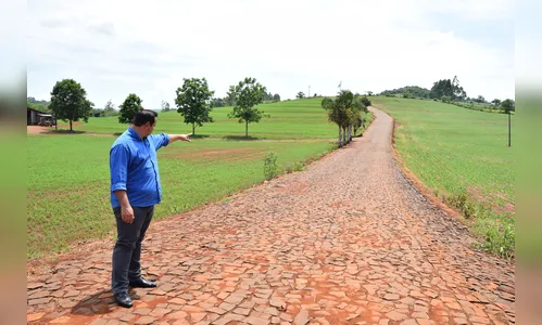 Lunardelli investe R$ 1,1 mi para pavimentar estrada rural
