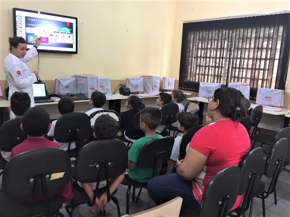Programa Saúde na Escola é desenvolvido em Arapongas