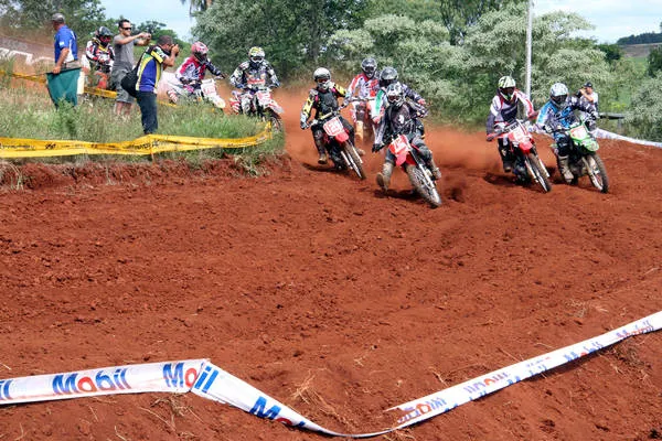 Os melhores pilotos do Brasil vão competir no mês de agosto em Faxinal - Foto: Arquivo/TN