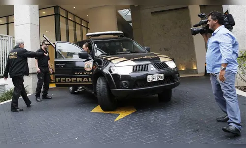 PF deflagra operação que investiga propina na Receita Federal