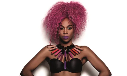 Karol Conka diz que deu 'na cara' de hóspede que assediou duas mulheres em hotel