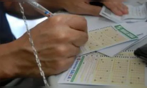 Prêmio da Mega-Sena pode chegar a R$ 12 milhões neste sábado