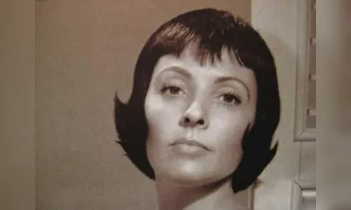 Cantora de jazz e vencedora do Grammy Keely Smith morre aos 89