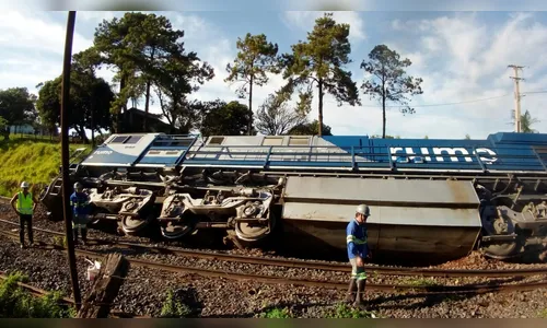 Seis vagões de trem descarrilham em Califórnia