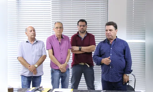 Prefeitura fecha 2017 com chave de ouro e emite mais ordens de serviço para 2018