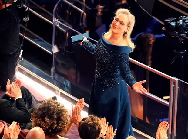 Meryl Streep rebate crítica de atriz assediada por Weinstein