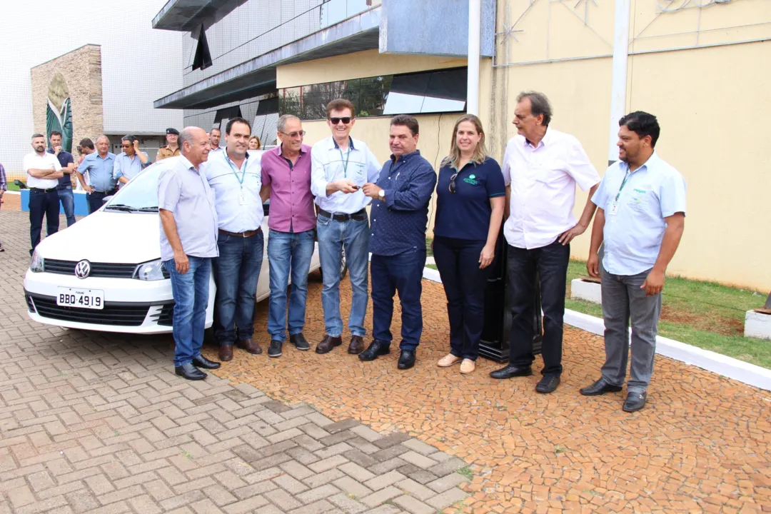Emater de Arapongas ganha veículo novo - Foto: Divulgação