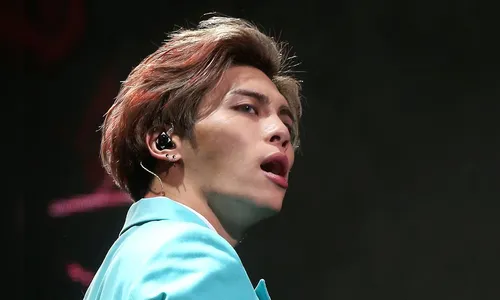 Encontrado morto, cantor Kim Jong-hyun deixou carta de despedida