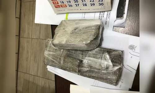 Mulher é presa com 1,5 kg de maconha em Mandaguari