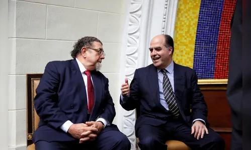 Venezuela ordena expulsão do embaixador do Brasil em Caracas