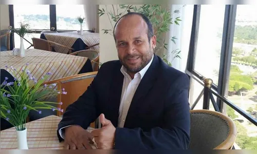 Confira previsões do vidente Carlinhos que não se confirmaram em 2017 e outras para 2018