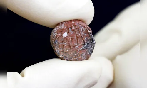 Selo de 2700 anos é descoberto em Jerusalém