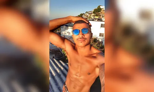 Bombeiro de Anitta aproveita fama e foca na carreira de modelo