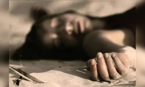 Homem carrega por horas cadáver de ex em garupa da moto