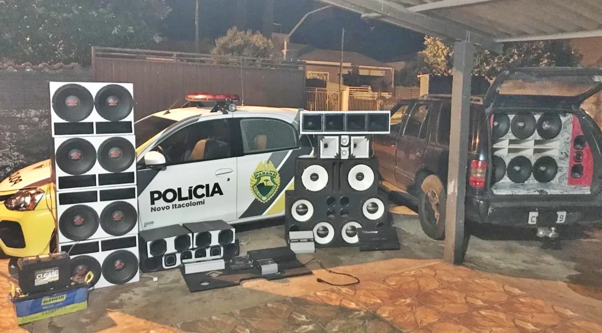 Som alto gerou multa e apreensão de equipamentos aos motoristas envolvidos; Foto: Divulgação/PM