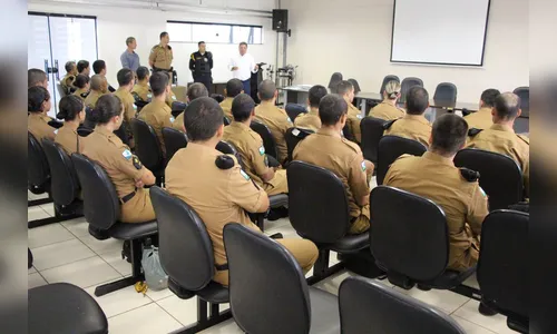 Prefeito recepciona alunos do curso de formação da PM