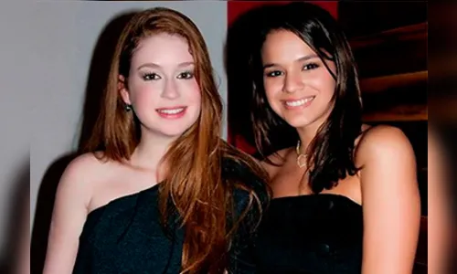Bruna Marquezine e Marina Ruy Barbosa aparecem juntas na TV e web vibra: 'Tops'