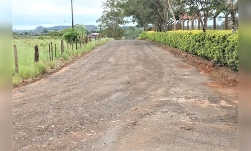 Estrada do Ema recebe manutenção