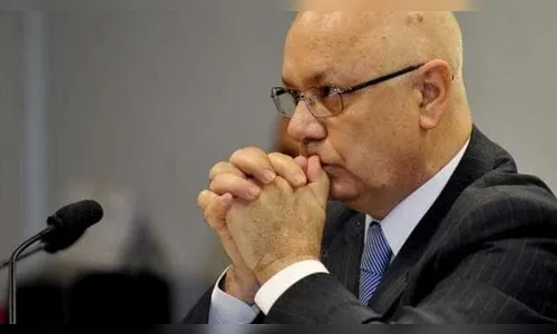 Desorientação é principal hipótese para queda de avião