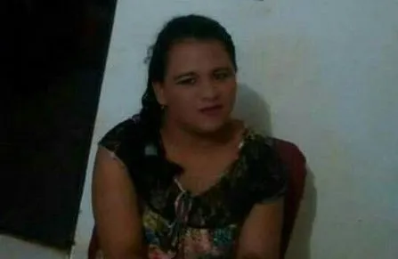Thalia Vieira Leandro Seladia, de 19 anos, estava grávida e foi morta com tiro na testa: marido é o principal suspeito - Foto: Reprodução