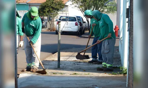 Limpeza pública enfrenta dificuldades com chuvas prolongadas