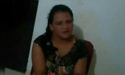 Marido atira na testa da mulher grávida de 19 anos e pede ao patrão para confirmar a morte