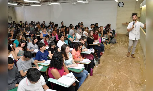 Inscrições para curso pré-vestibular gratuito da UEL começam nesta segunda-feira (22)