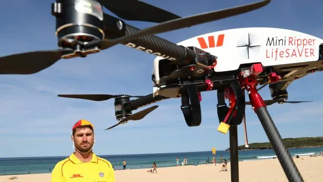 Drone ajudou a salvar dois banhistas nesta quinta-feira (18) na Austrália - Foto: News Corp Austrália