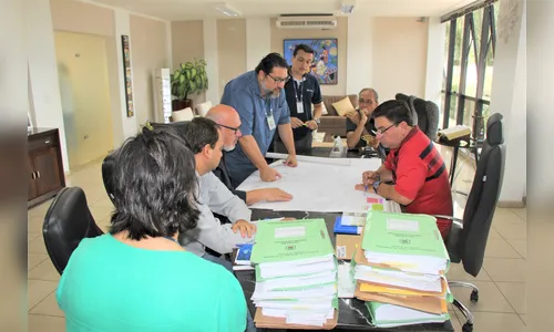 Obras de saneamento básico são tema de reunião em Arapongas