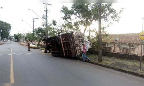 Motociclistas e caminhoneiros sofrem mais acidentes de trânsito no trabalho