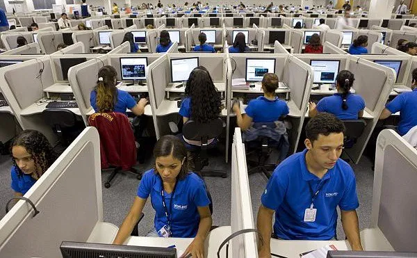 Agência do Trabalhador oferta vaga para operador de telemarketing, entre outras - Foto: i0.wp.com