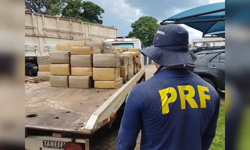 PRF apreende 7,2 toneladas de maconha escondidas em carga de trigo