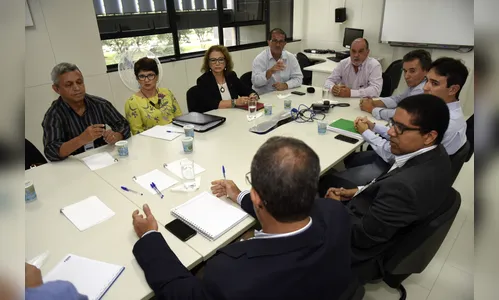 Reitora da UEL reafirma envio de dados para o Meta4