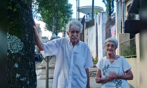 
							O dia que a caixa d'água caiu
						
						